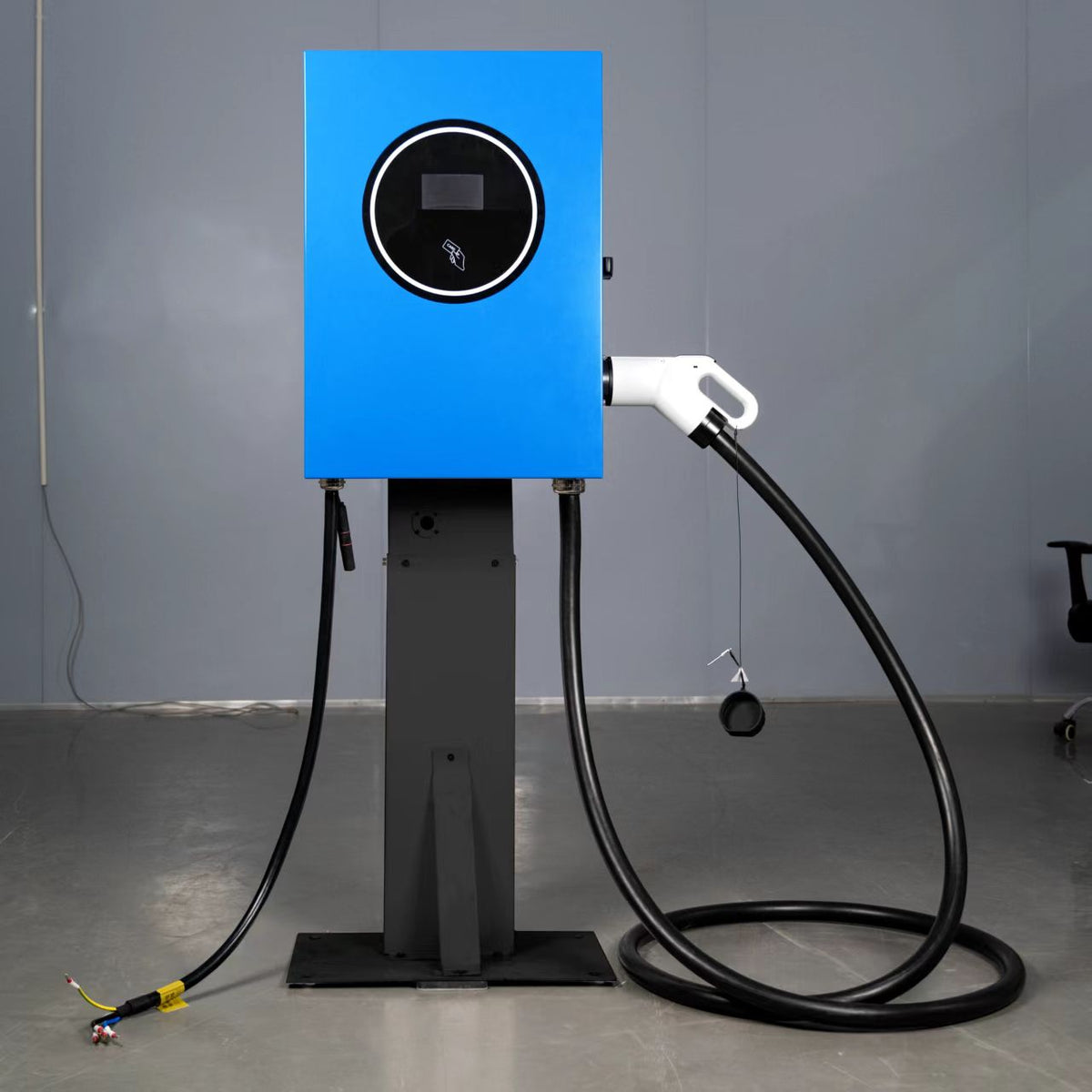 MAXPOWER Compact DC EV Charger